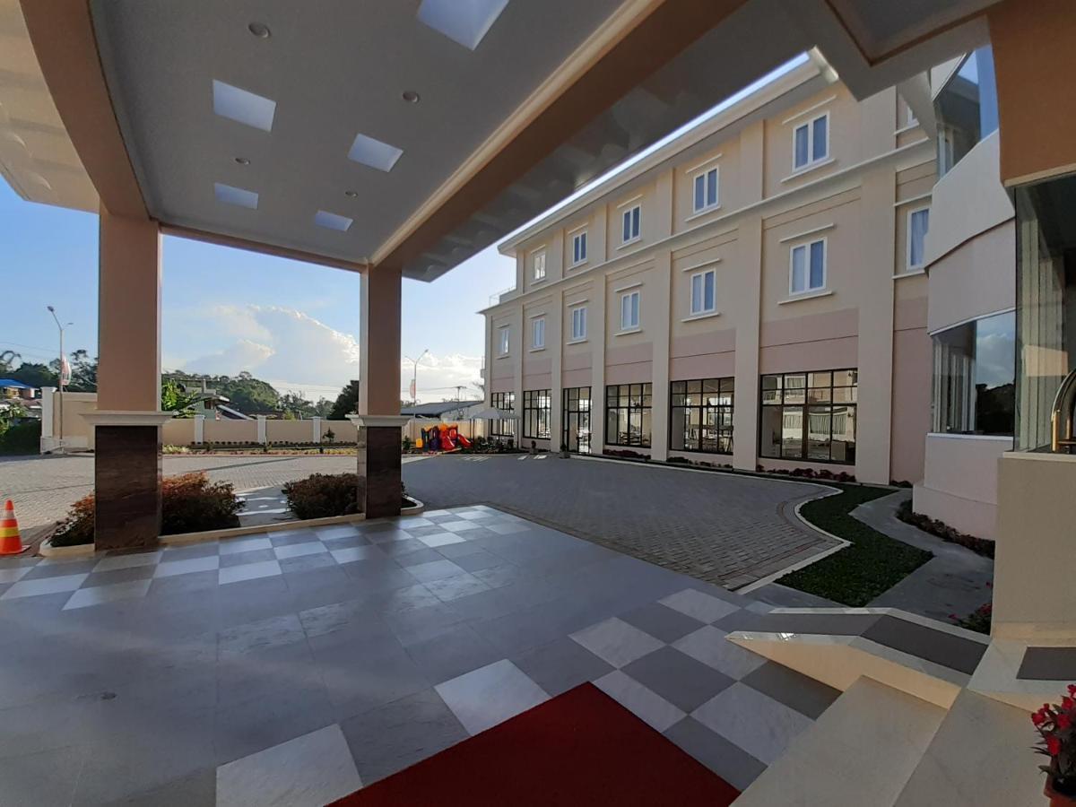 Hotel Villa Emitta Tomohon Экстерьер фото