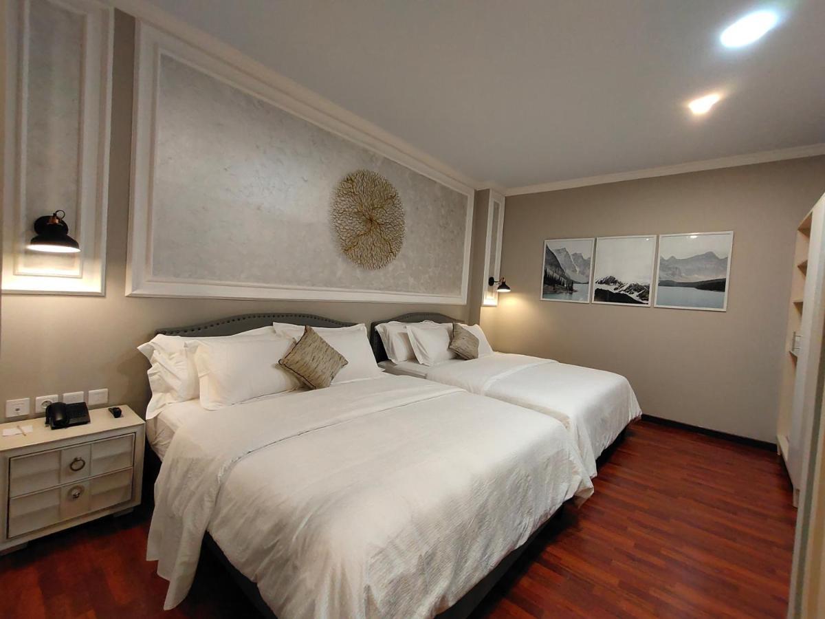 Hotel Villa Emitta Tomohon Экстерьер фото